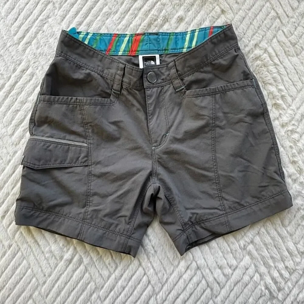 The North Face Girls Size 7/8 Gray Cargo Shorts Outdoor Hiking Nylon